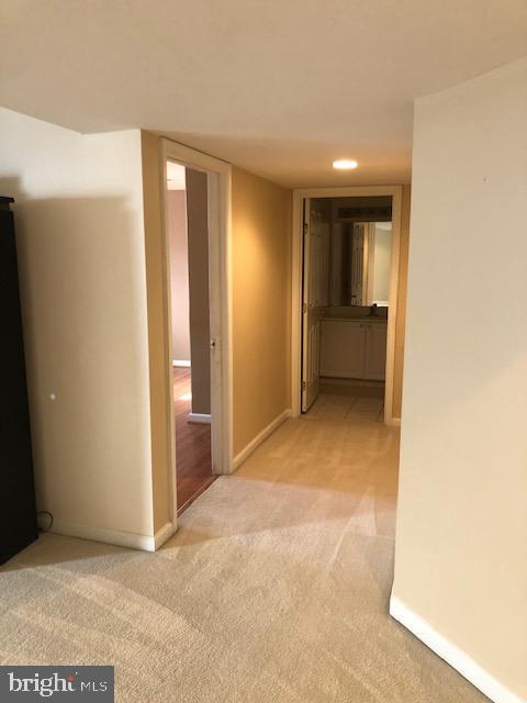 LEE'S PARKE - Residential Lease