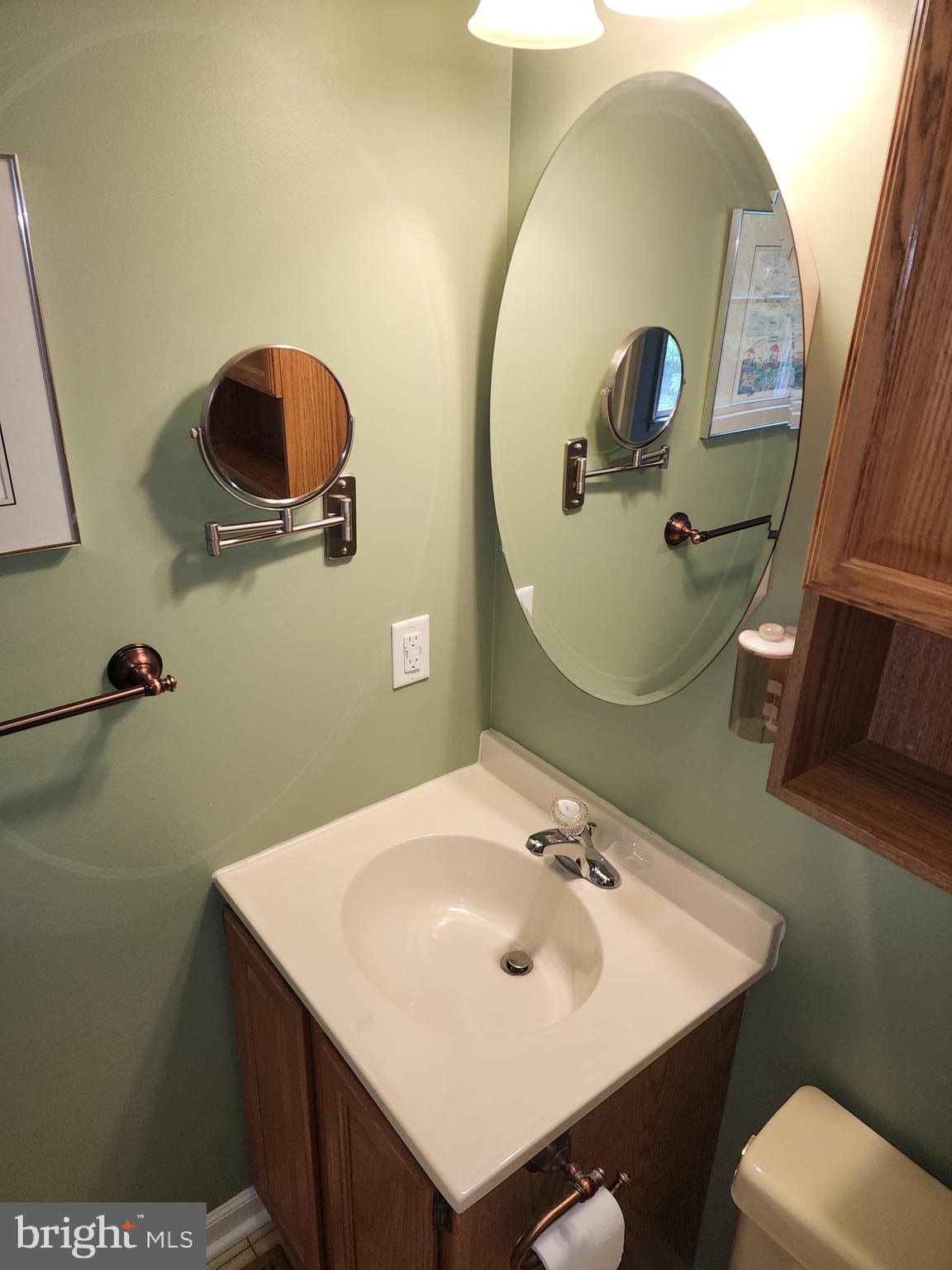 SPRINGFORD MANOR - Residential