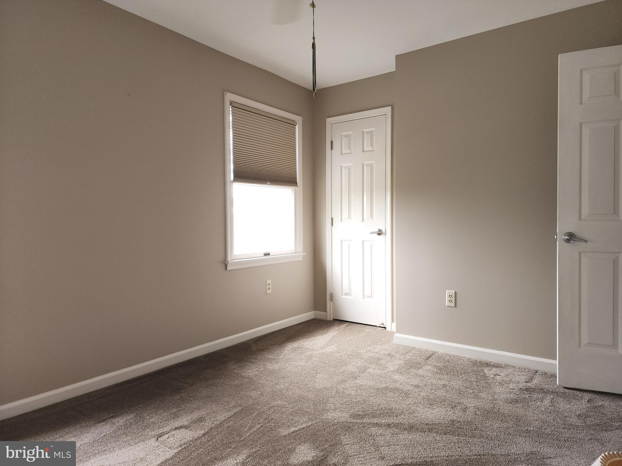 SPRINGFORD MANOR - Residential