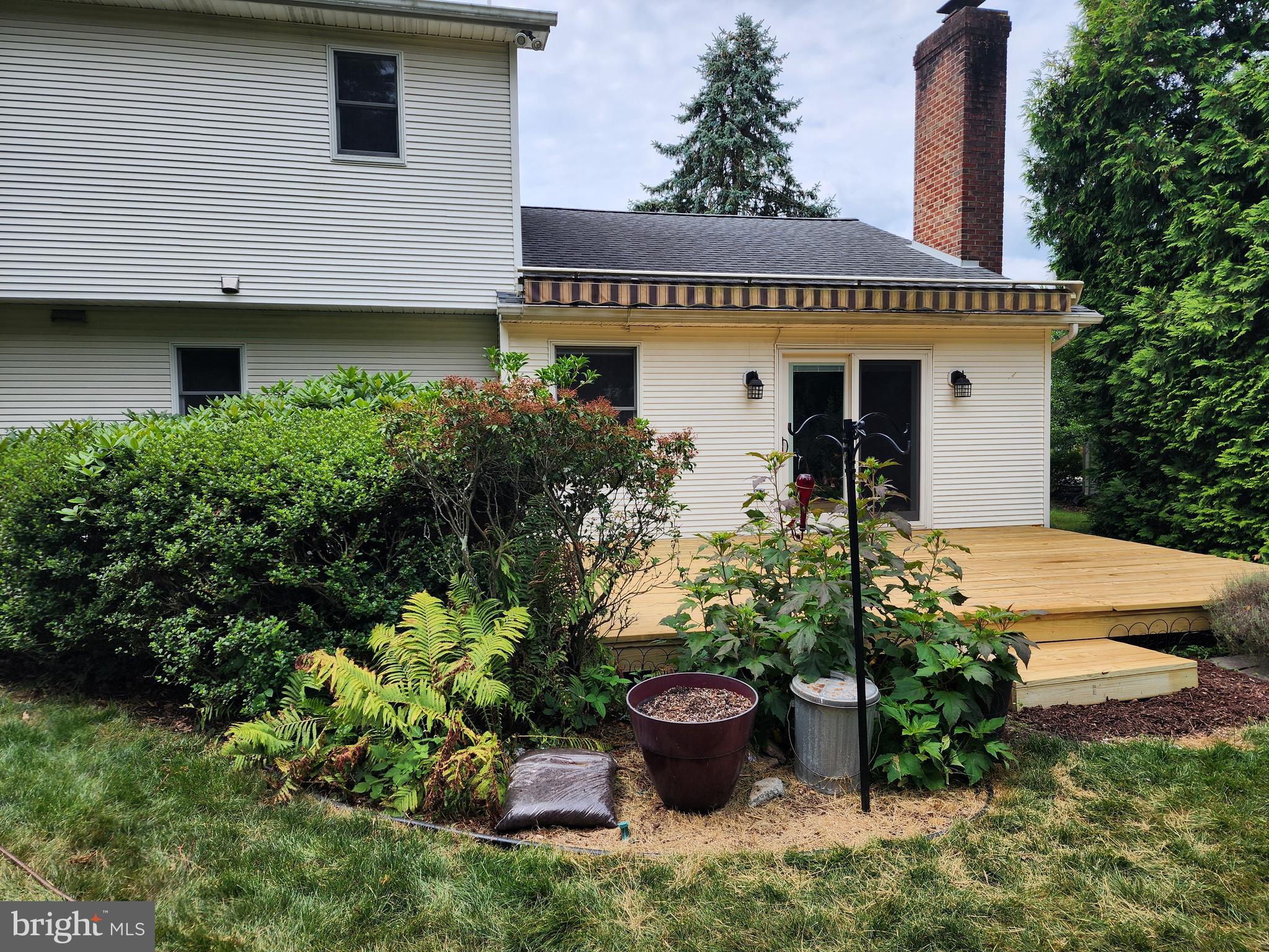 SPRINGFORD MANOR - Residential