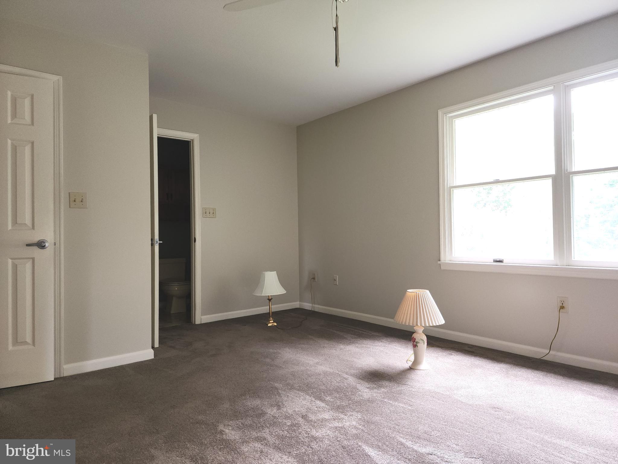 SPRINGFORD MANOR - Residential