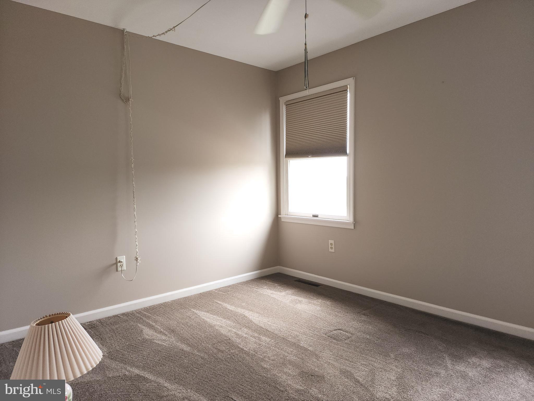 SPRINGFORD MANOR - Residential