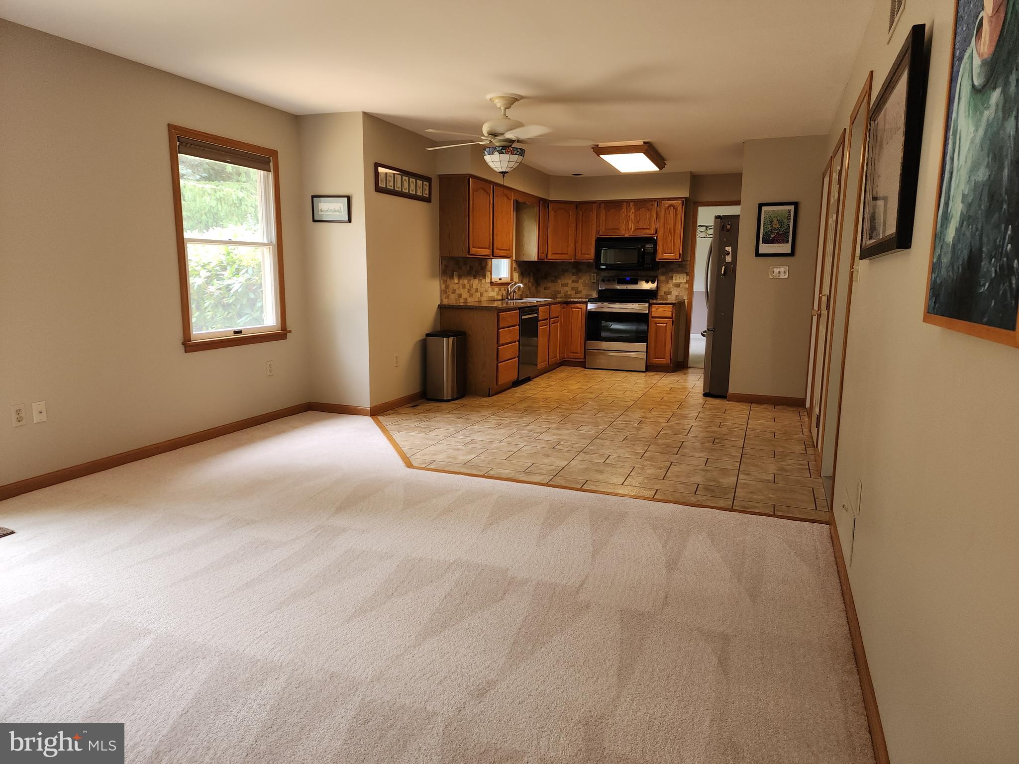 SPRINGFORD MANOR - Residential