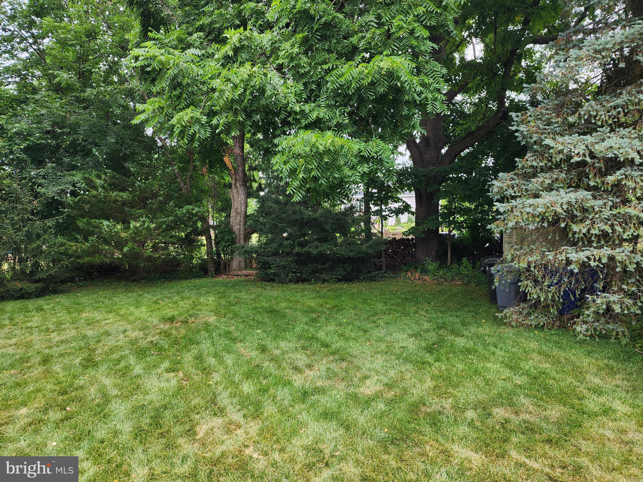 SPRINGFORD MANOR - Residential