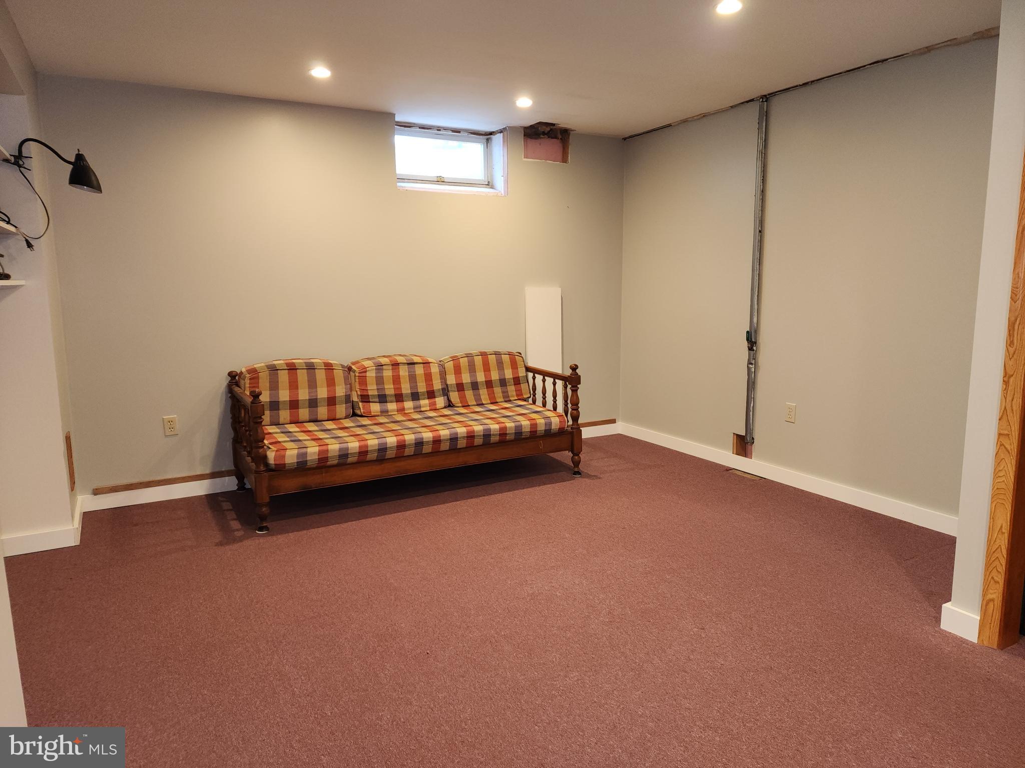 SPRINGFORD MANOR - Residential