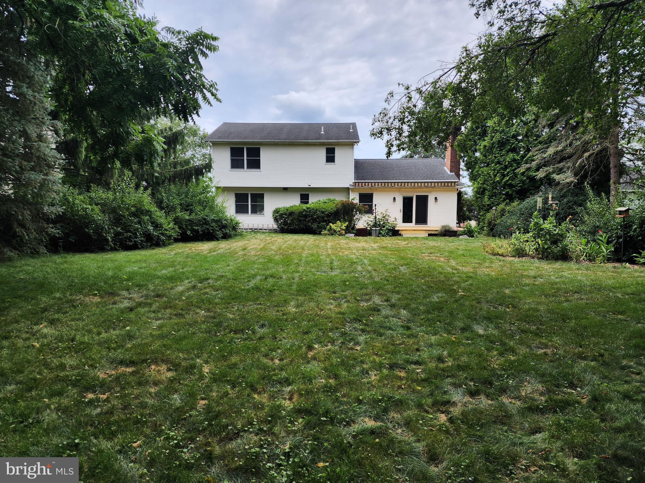 SPRINGFORD MANOR - Residential