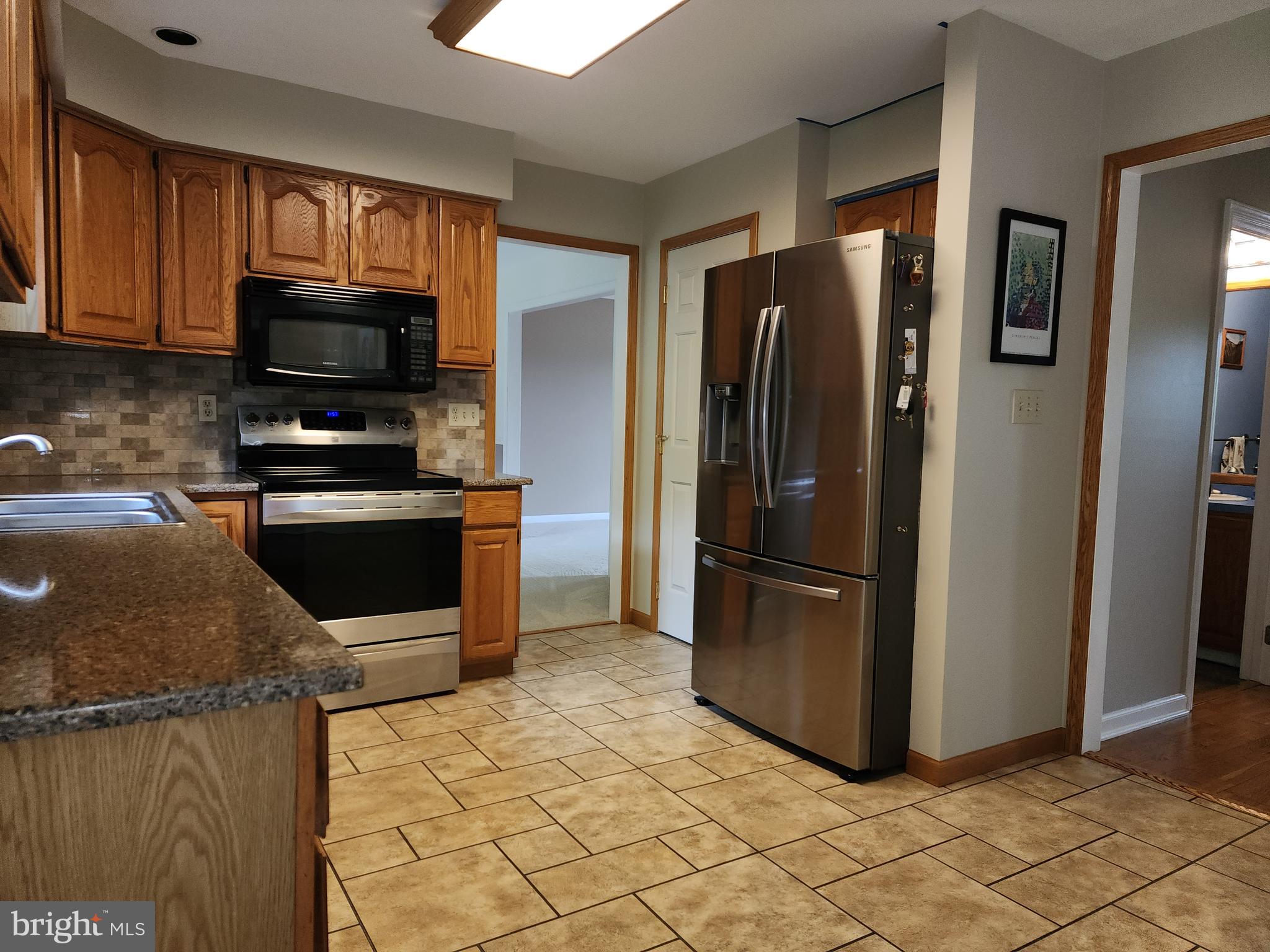 SPRINGFORD MANOR - Residential