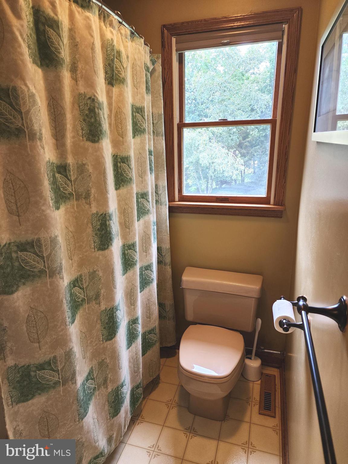 SPRINGFORD MANOR - Residential