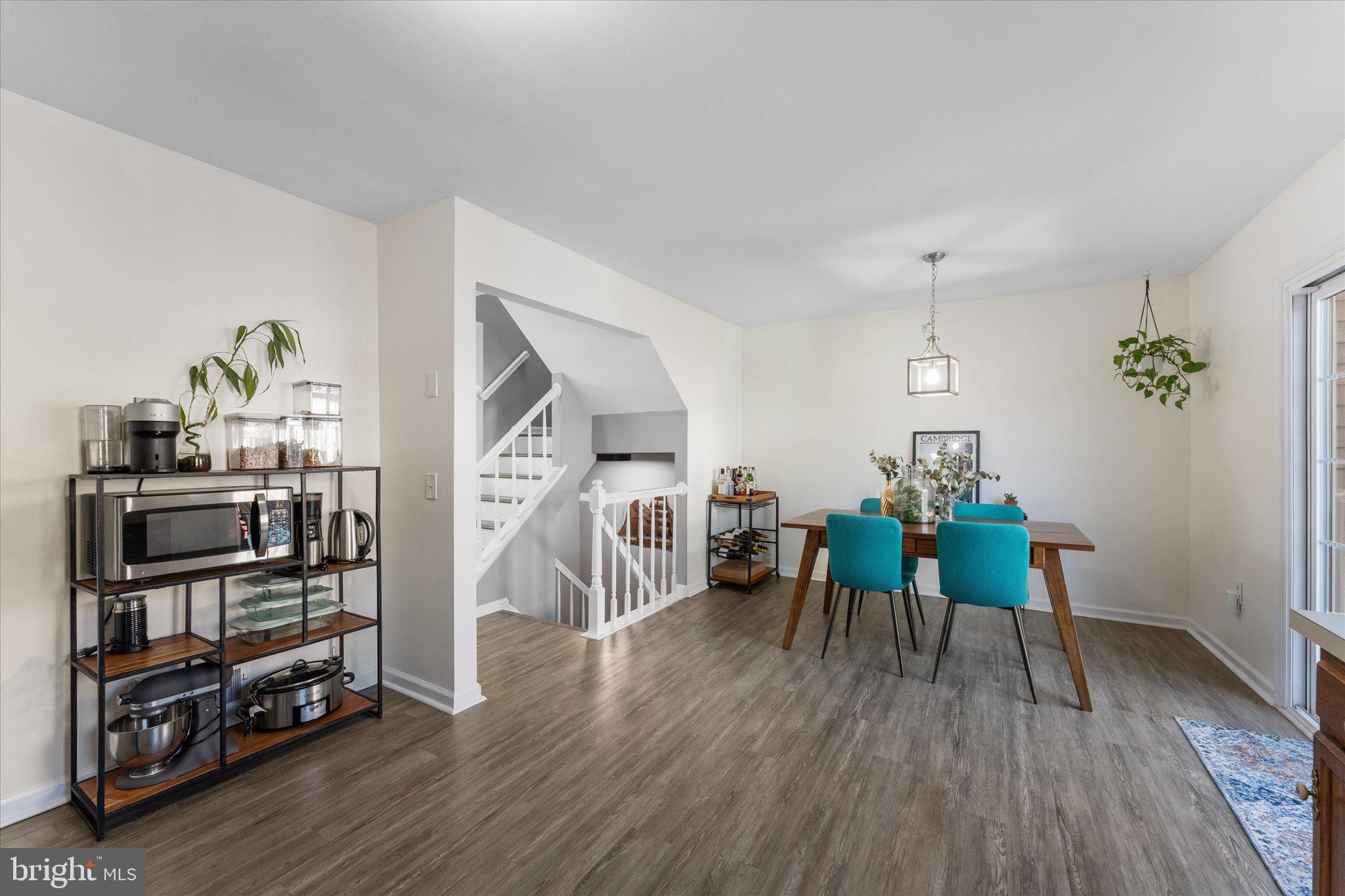 POTOMAC CROSSING - Residential