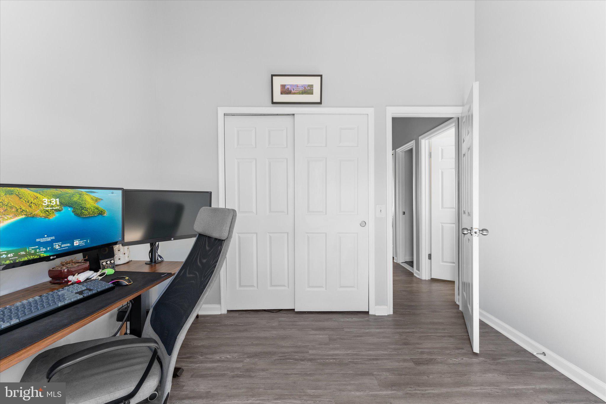 POTOMAC CROSSING - Residential