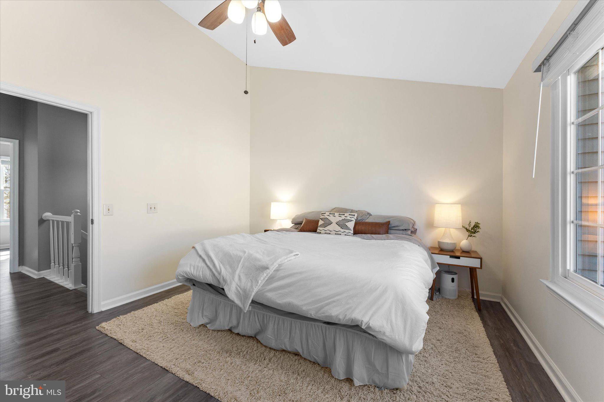 POTOMAC CROSSING - Residential