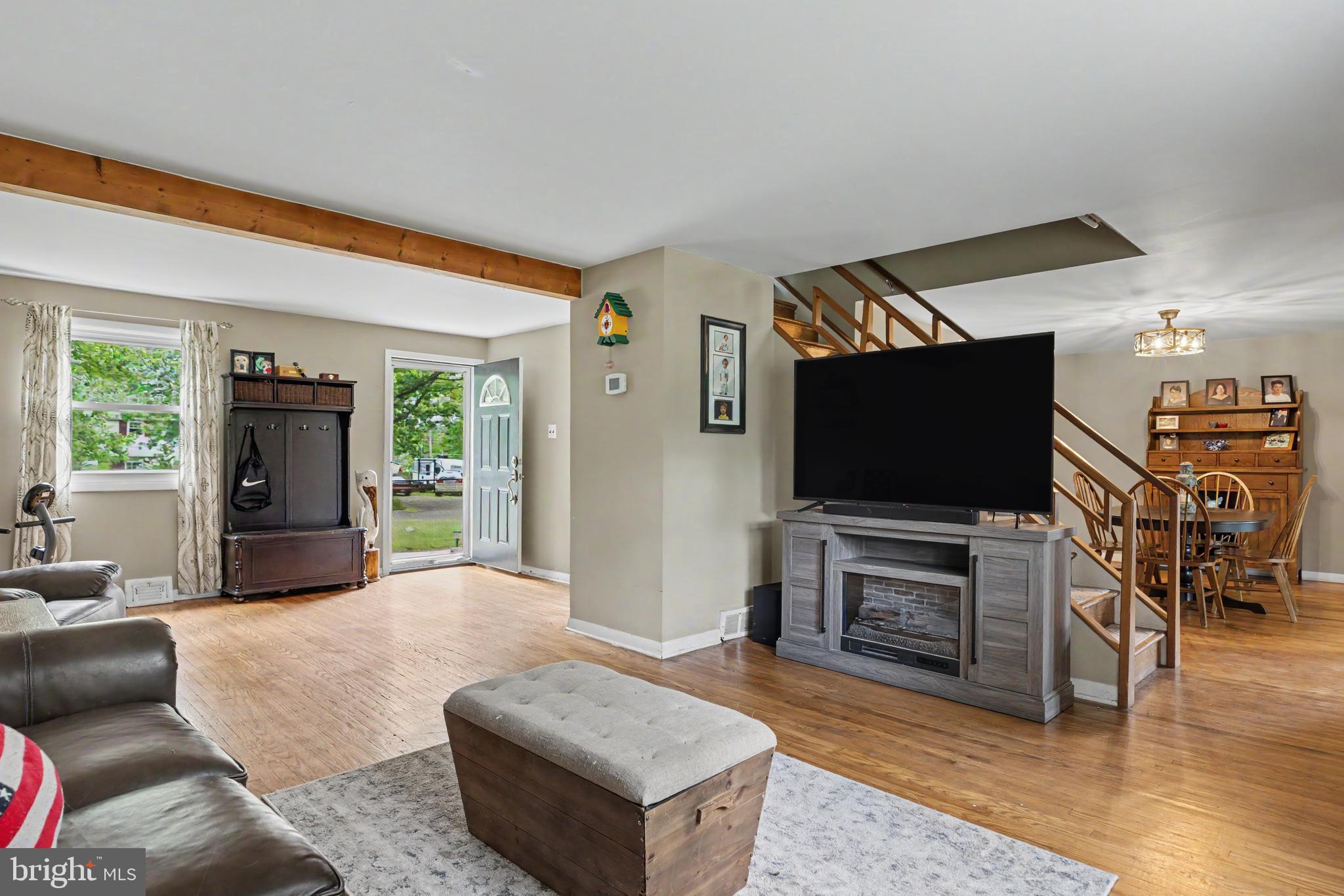 224 UPPER VALLEY ROAD