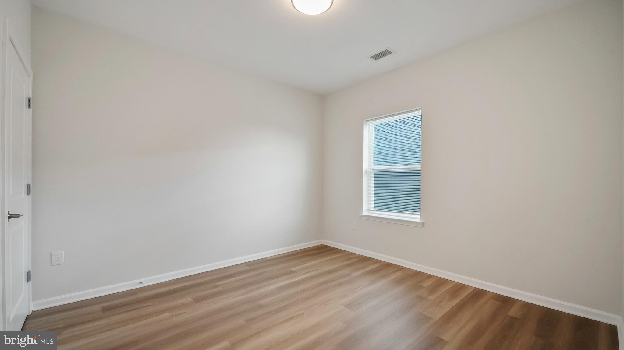 GARDENVILLE - Residential Lease