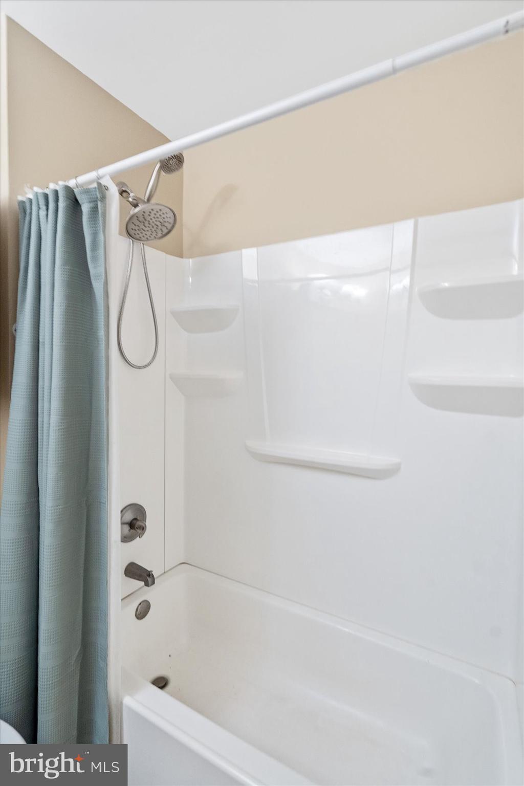 BATTLE GROVE - Residential