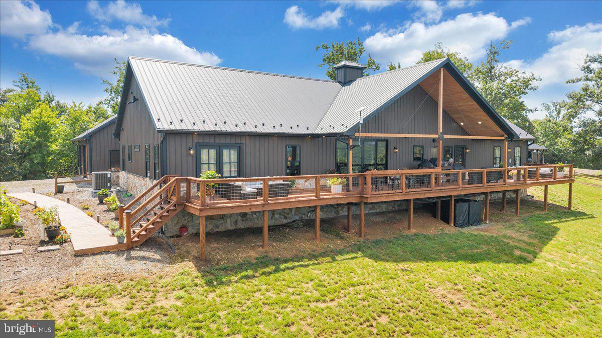415 GRAHAMS FARM ROAD