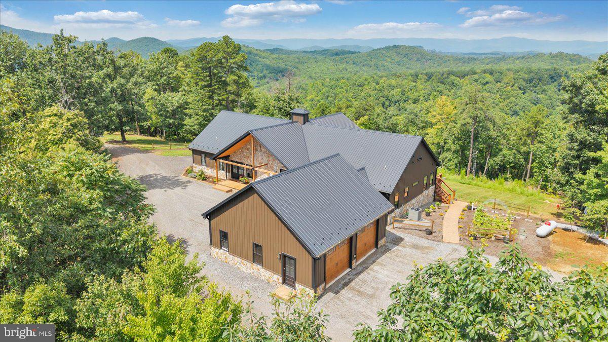 415 GRAHAMS FARM ROAD