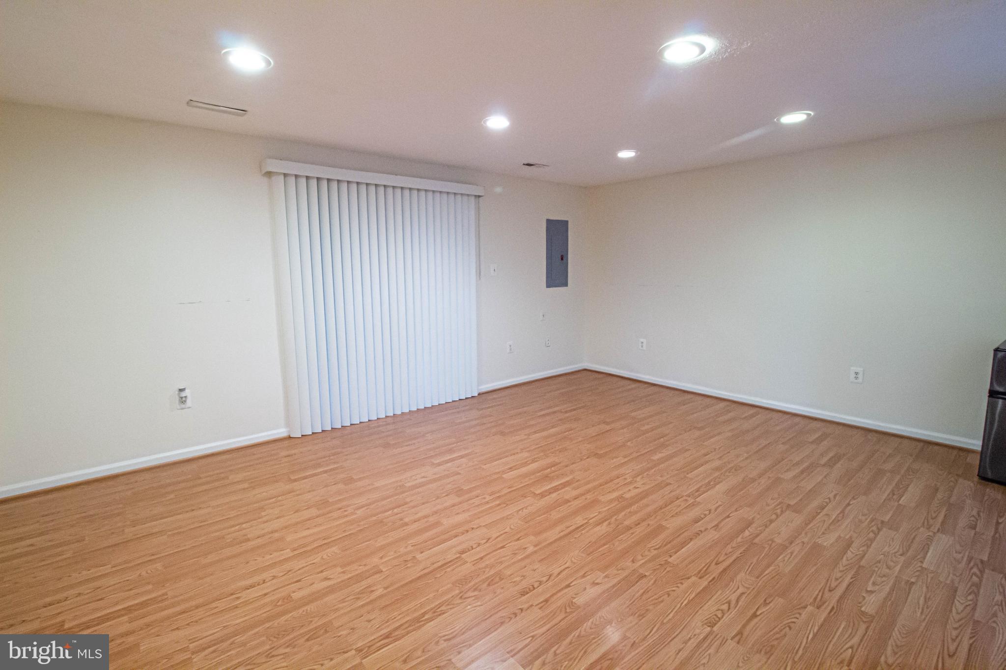 SINGLETONS GROVE - Residential