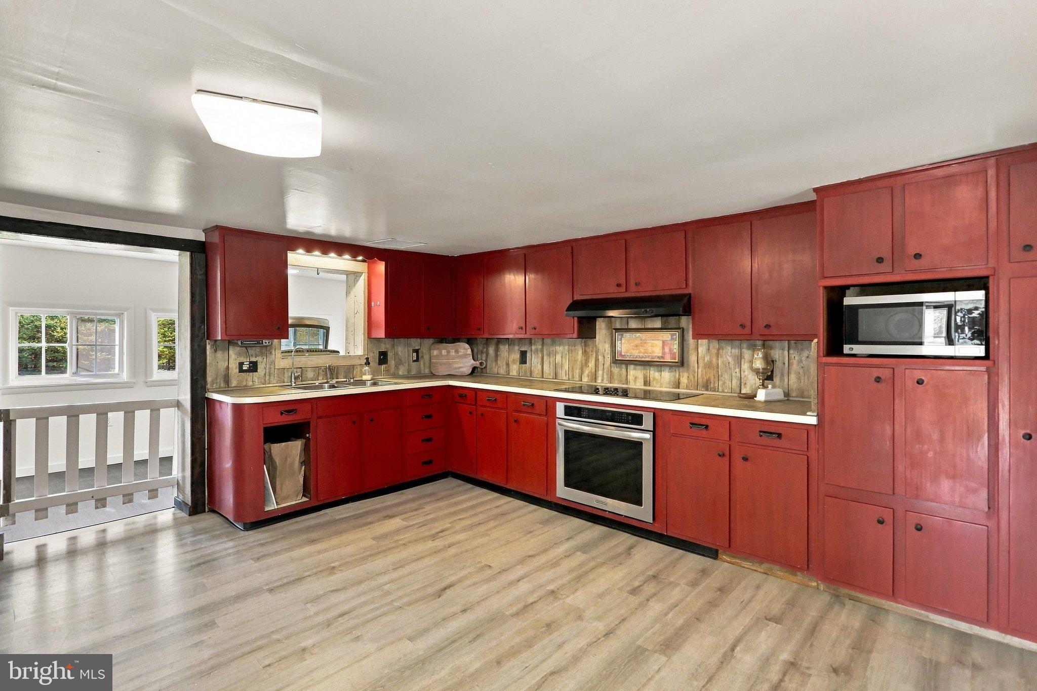 14104 ROBERTS ROAD