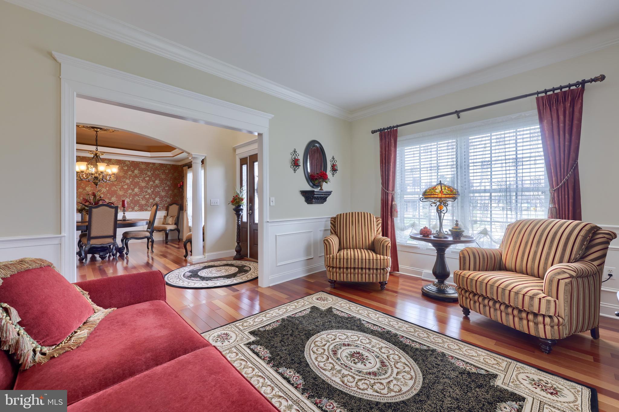 VALLEY CHASE - Residential