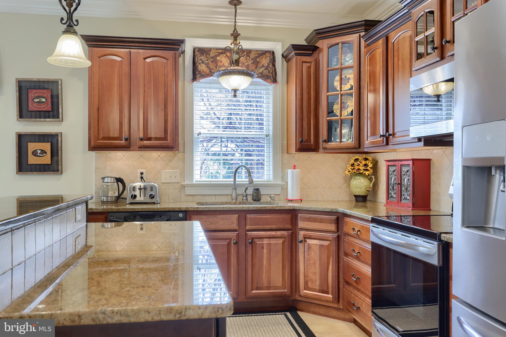 VALLEY CHASE - Residential