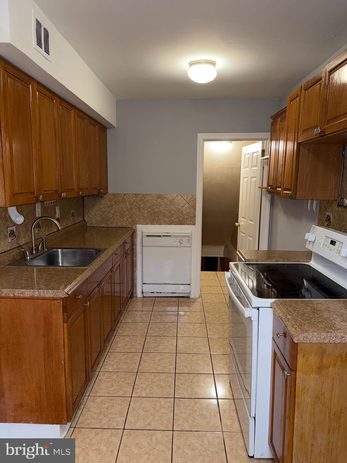 CASTOR GARDENS - Residential