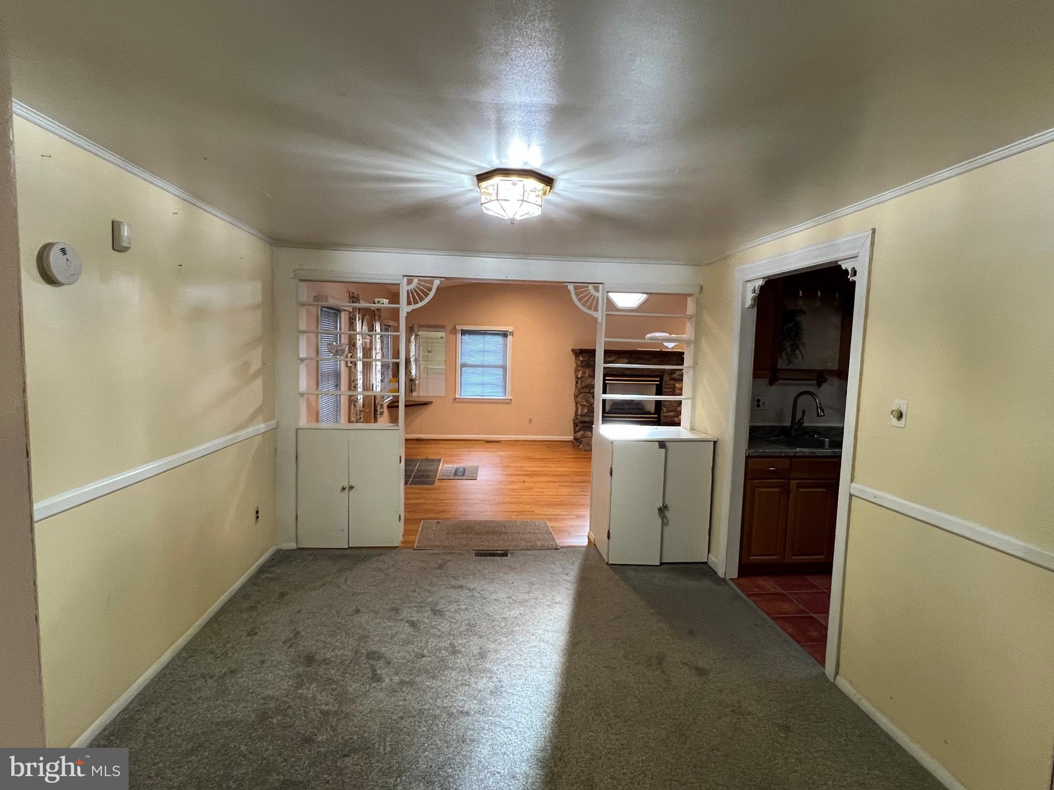 WOODBRIDGE VALLEY - Residential Lease