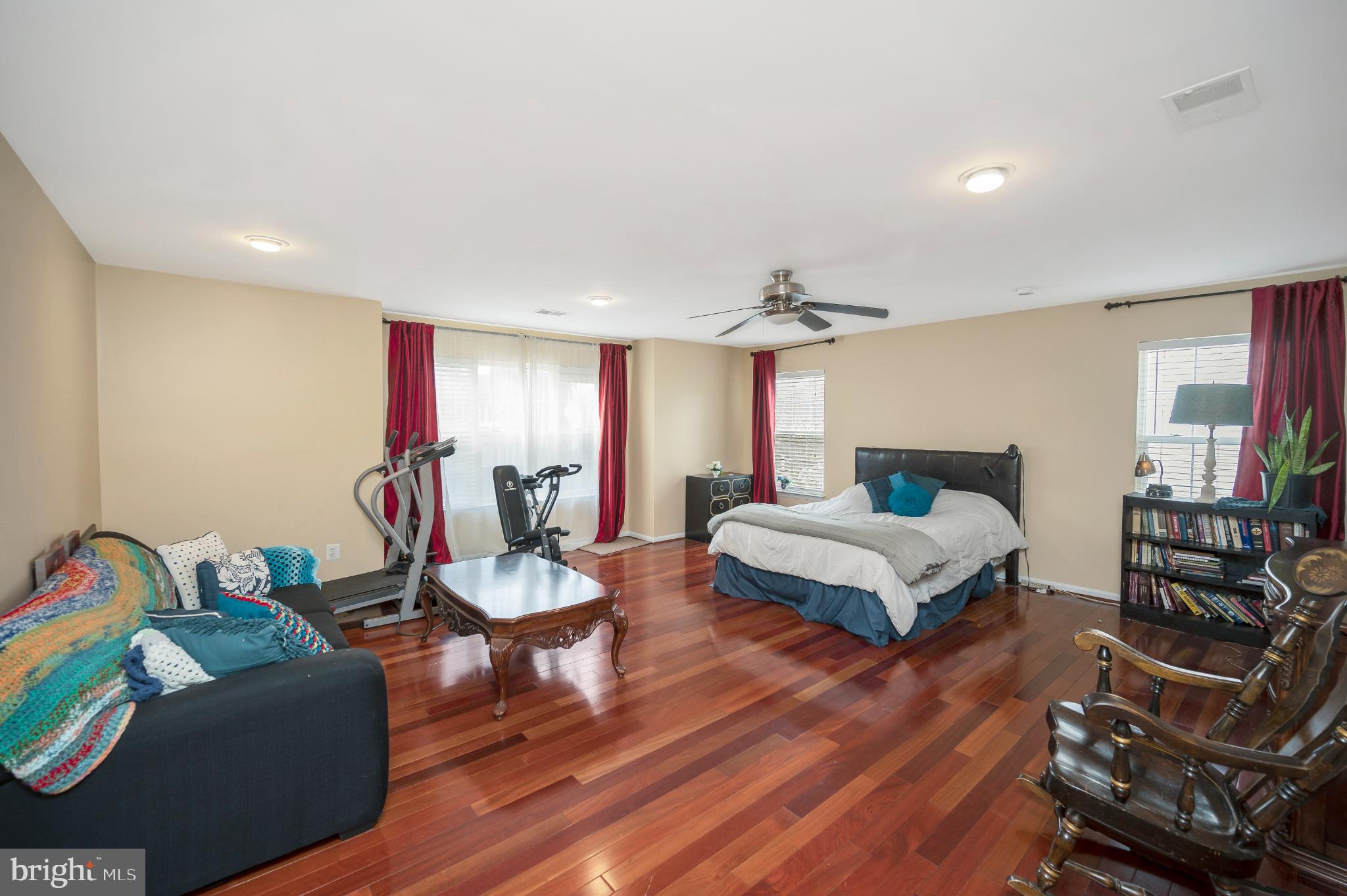 BLOOMS CROSSING VILLAGE - Residential