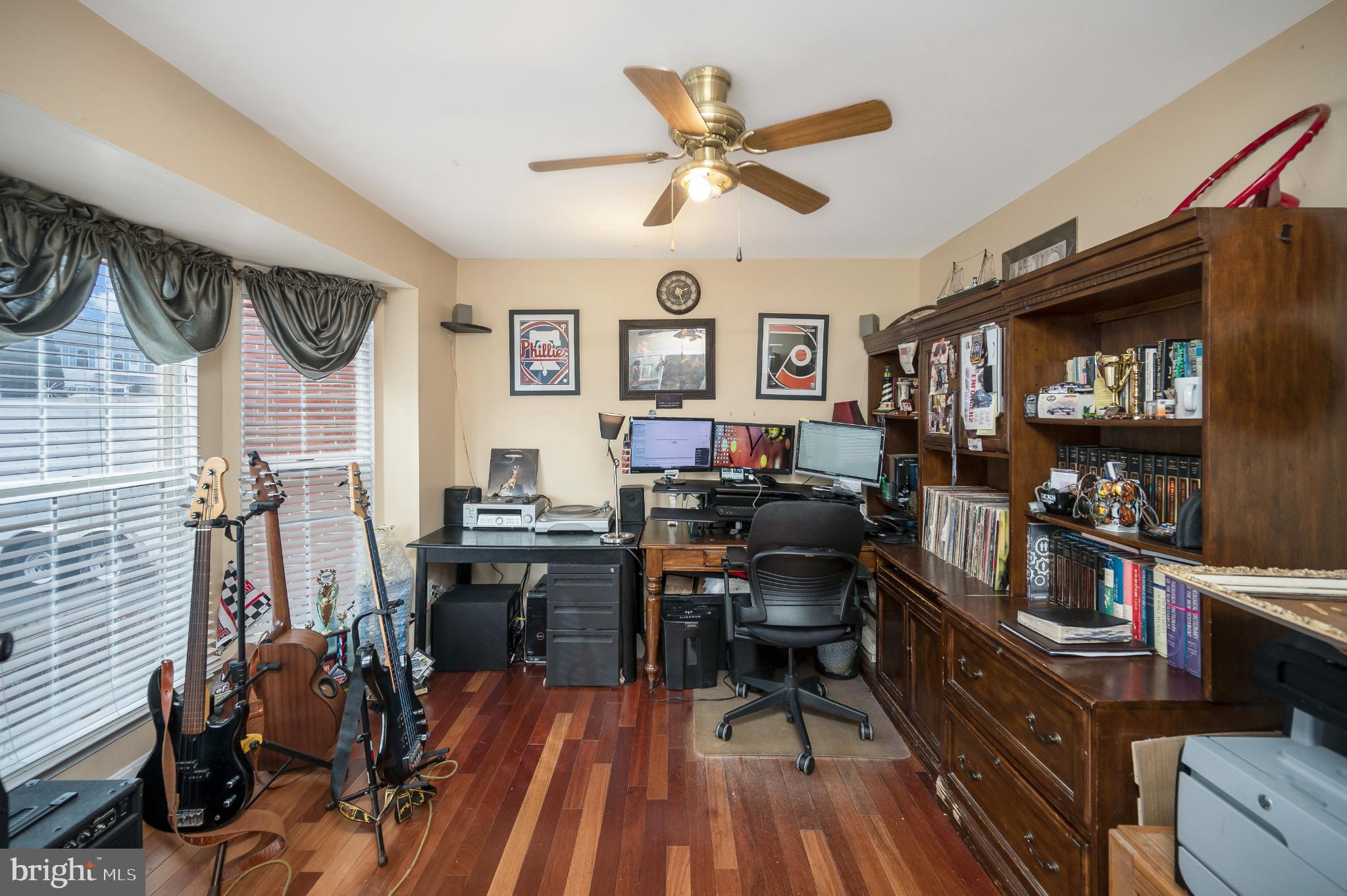 BLOOMS CROSSING VILLAGE - Residential