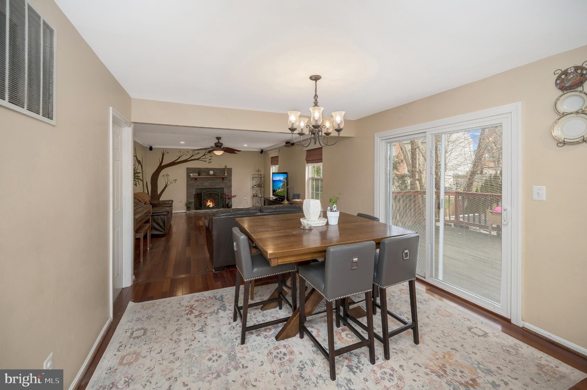 BLOOMS CROSSING VILLAGE - Residential