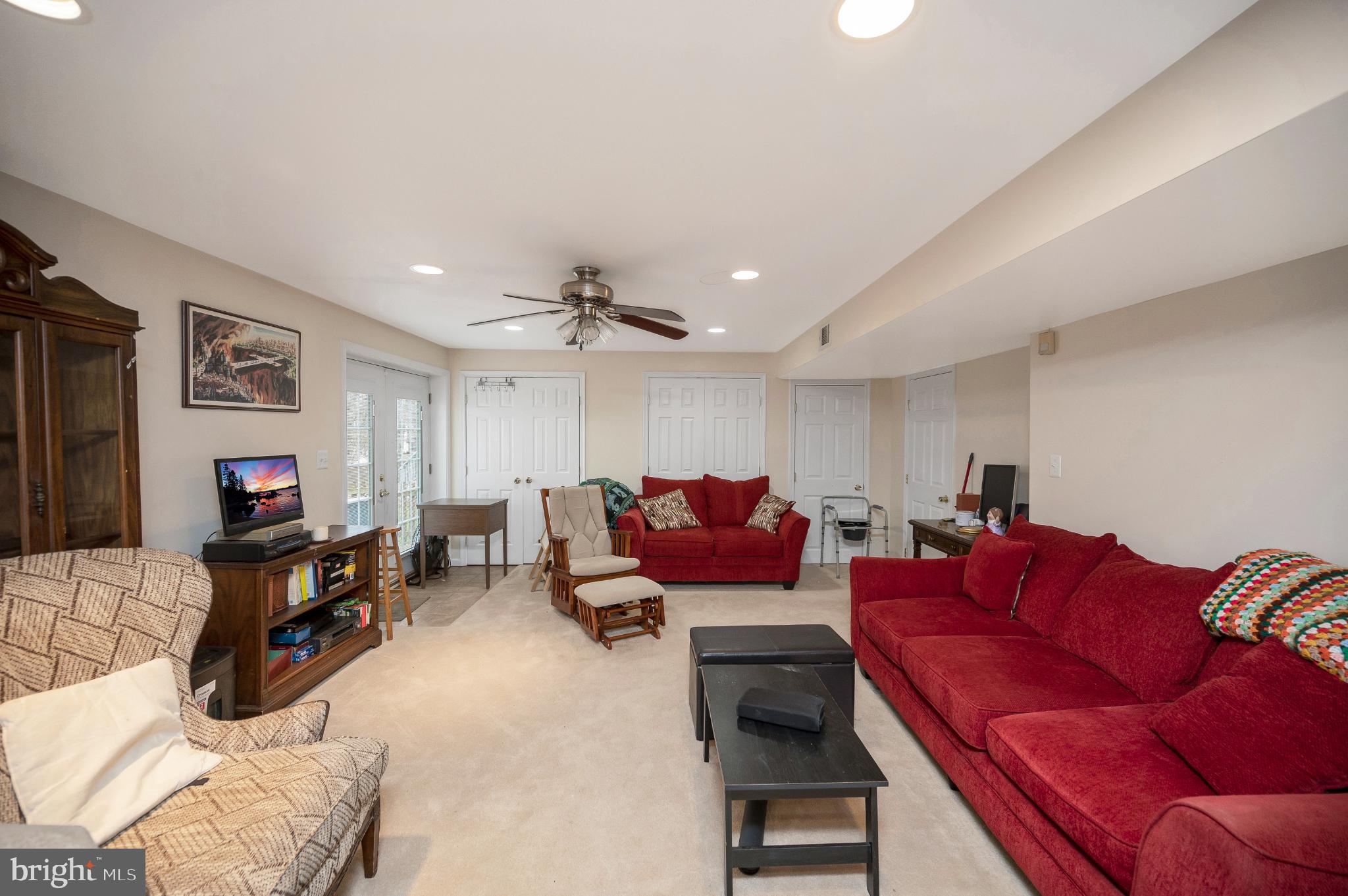 BLOOMS CROSSING VILLAGE - Residential