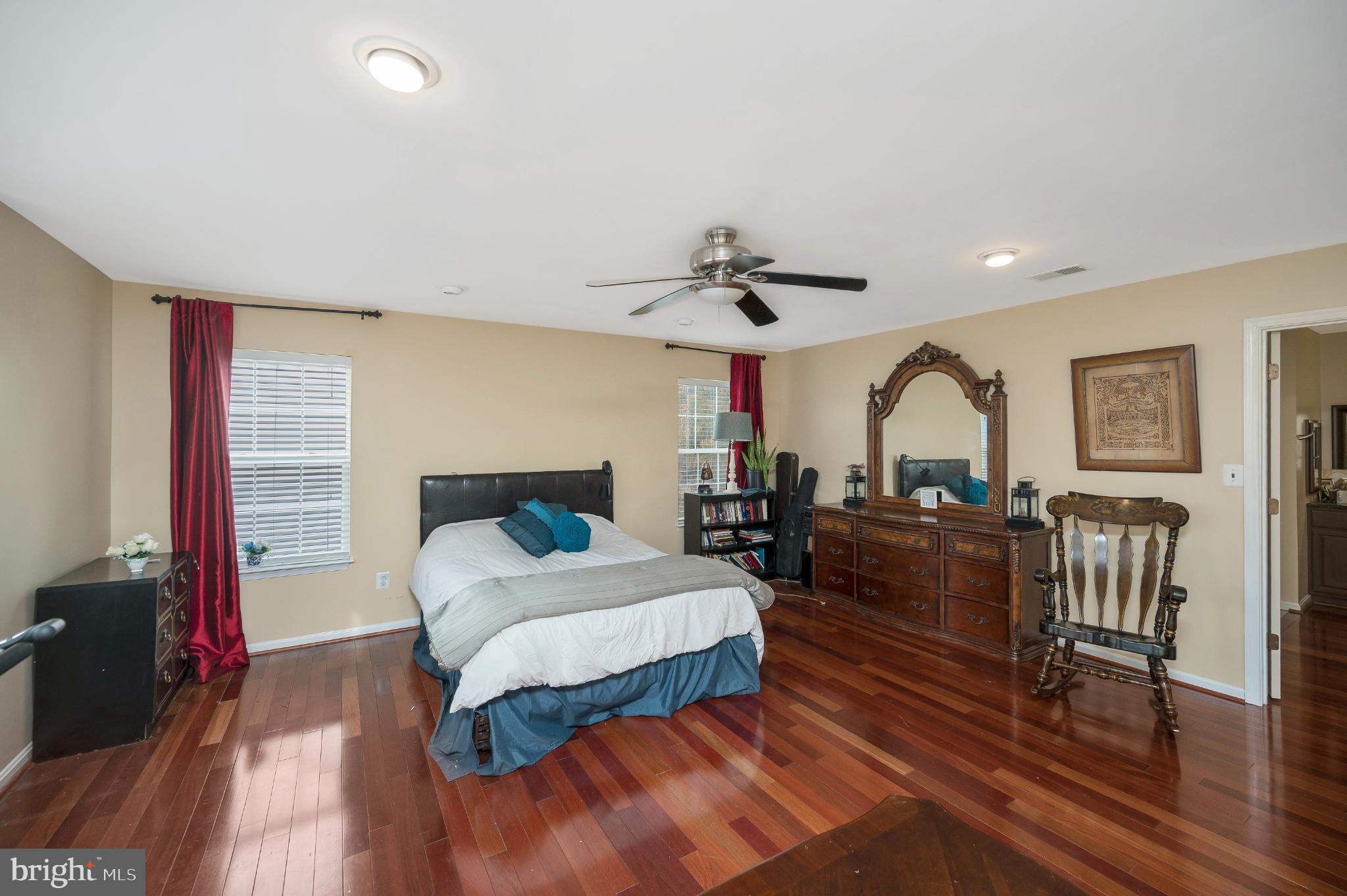 BLOOMS CROSSING VILLAGE - Residential