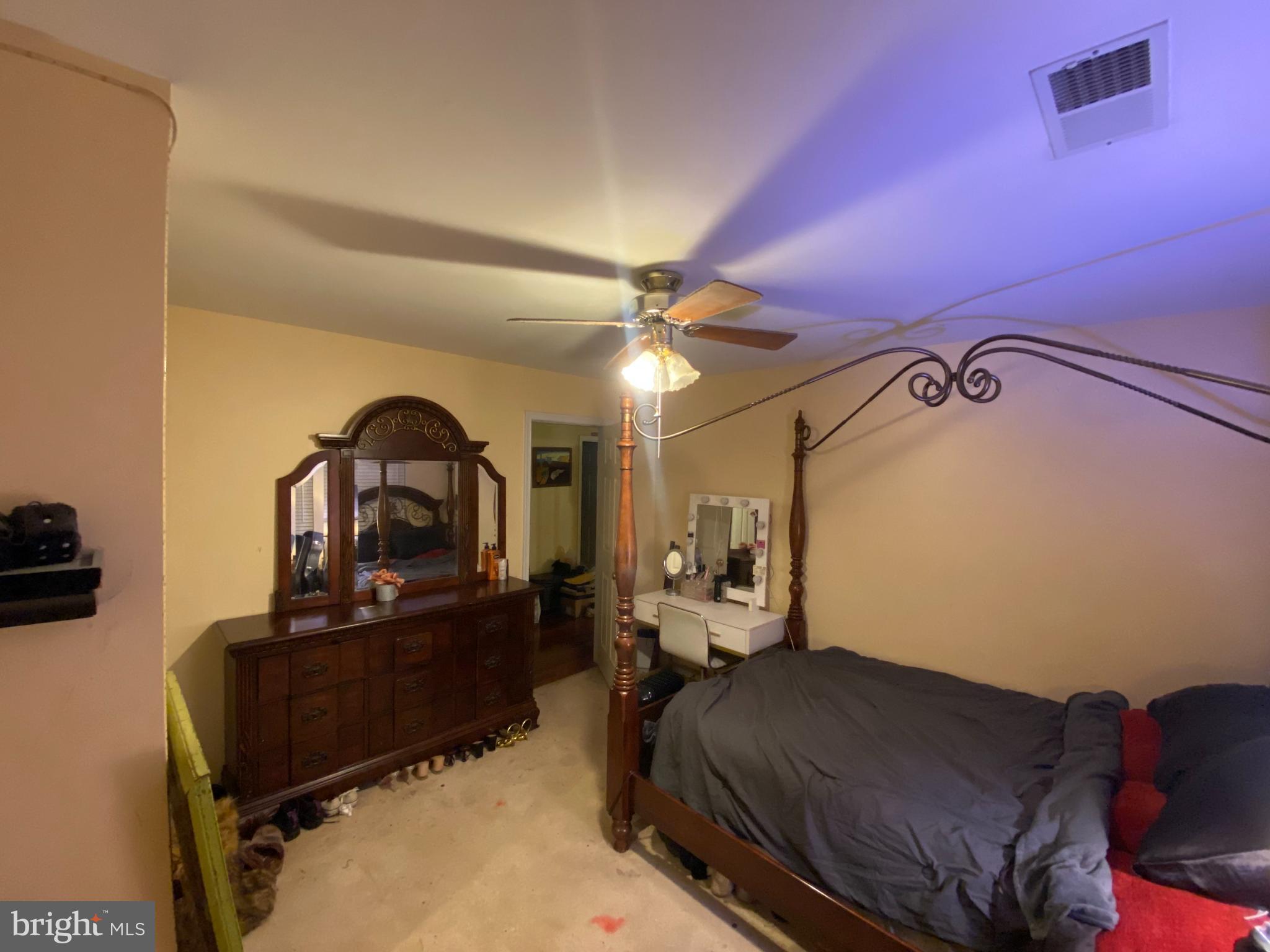 BLOOMS CROSSING VILLAGE - Residential