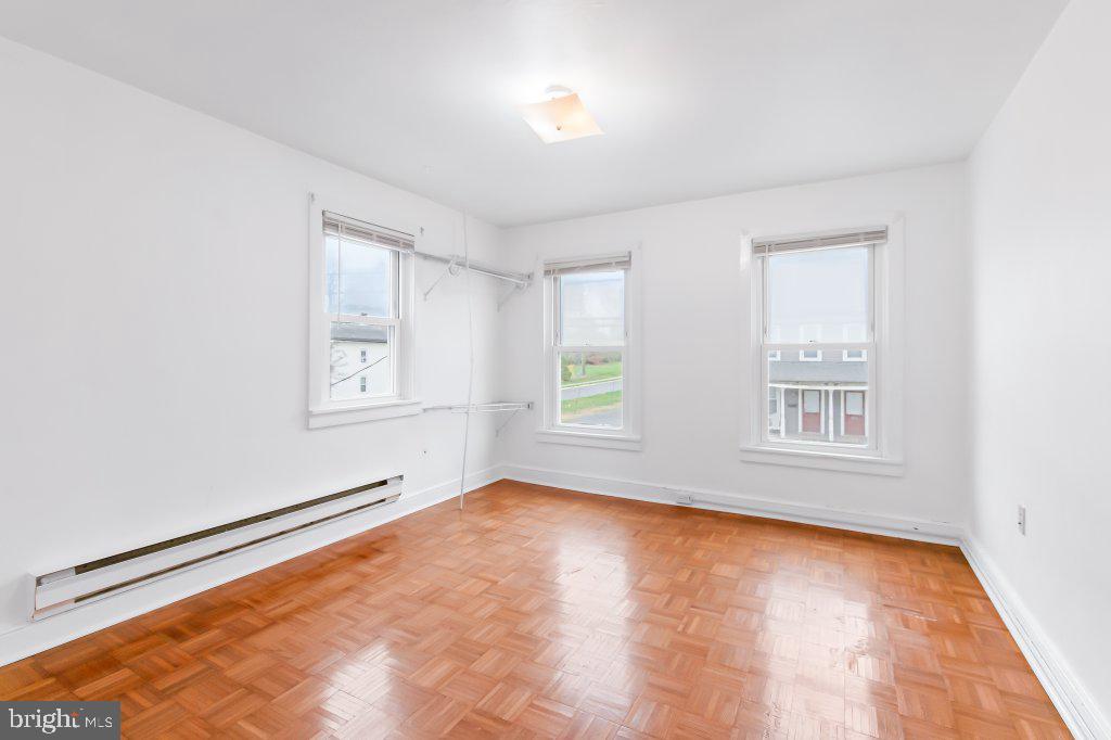 MILLERSVILLE BOROUGH - Residential