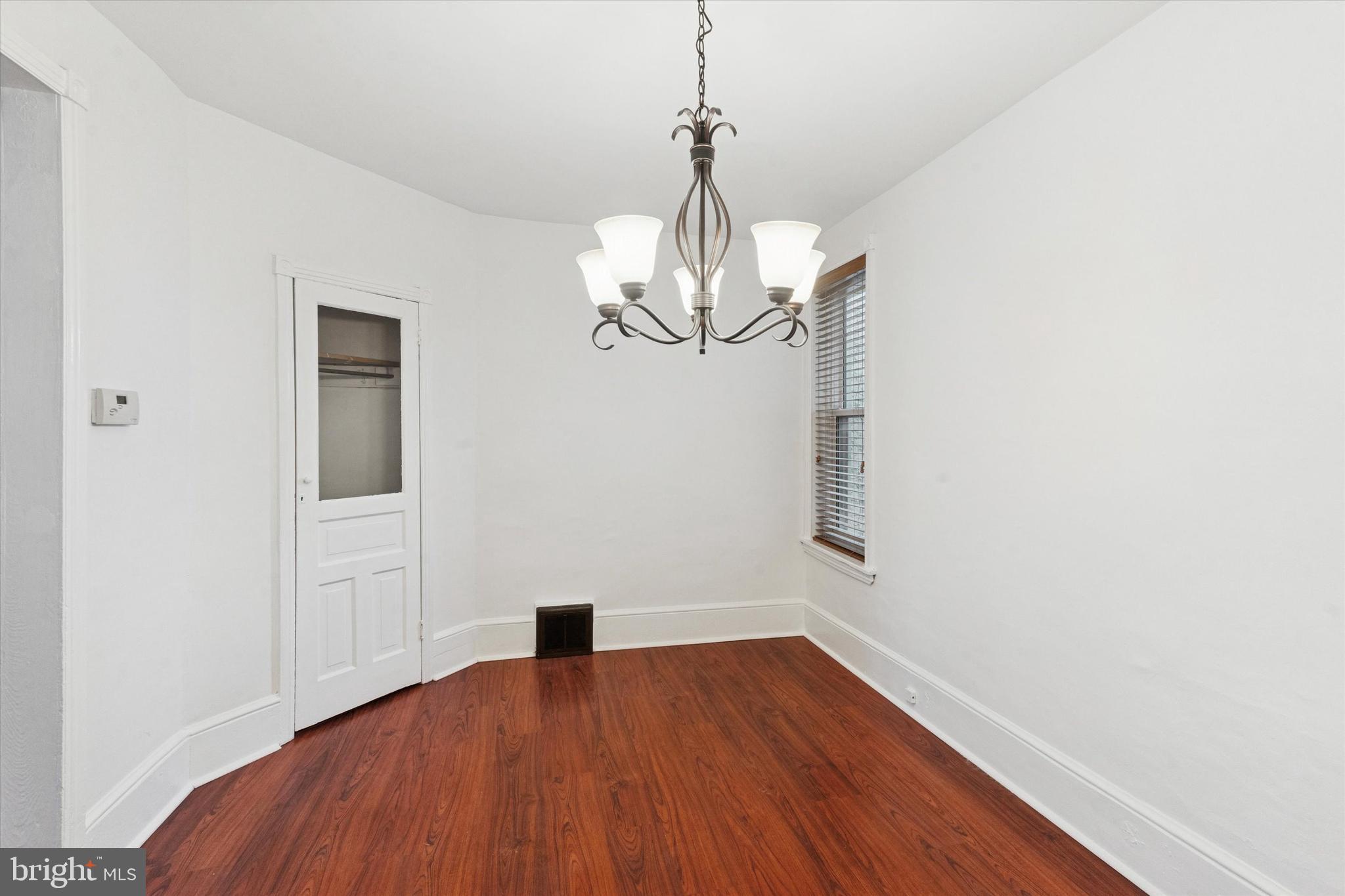 COBBS CREEK - Residential