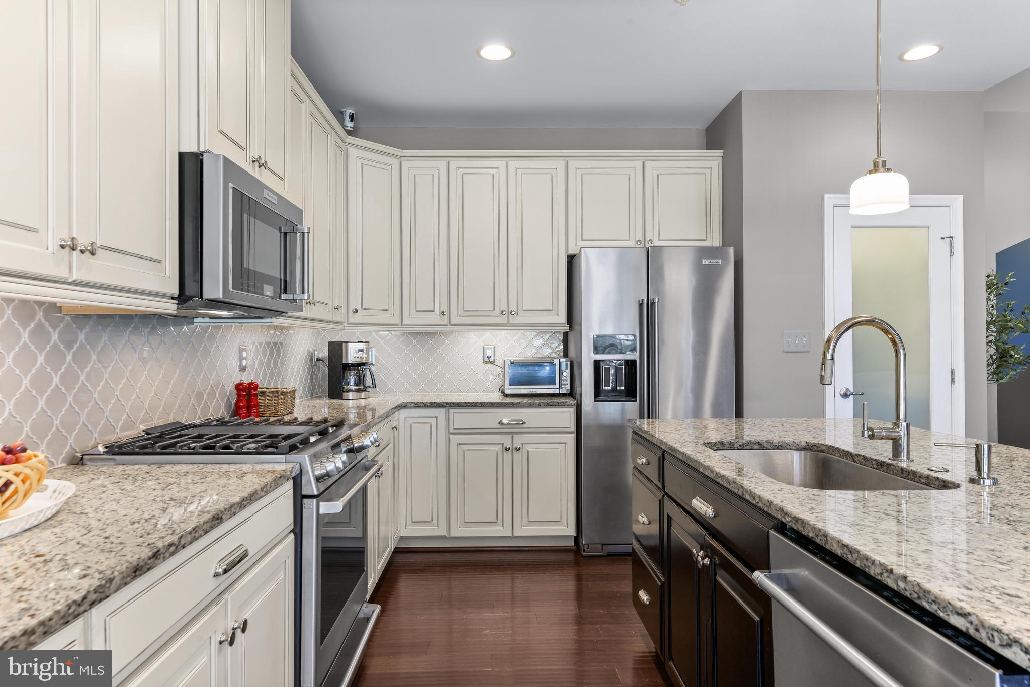 MCNEAL FARM - Residential