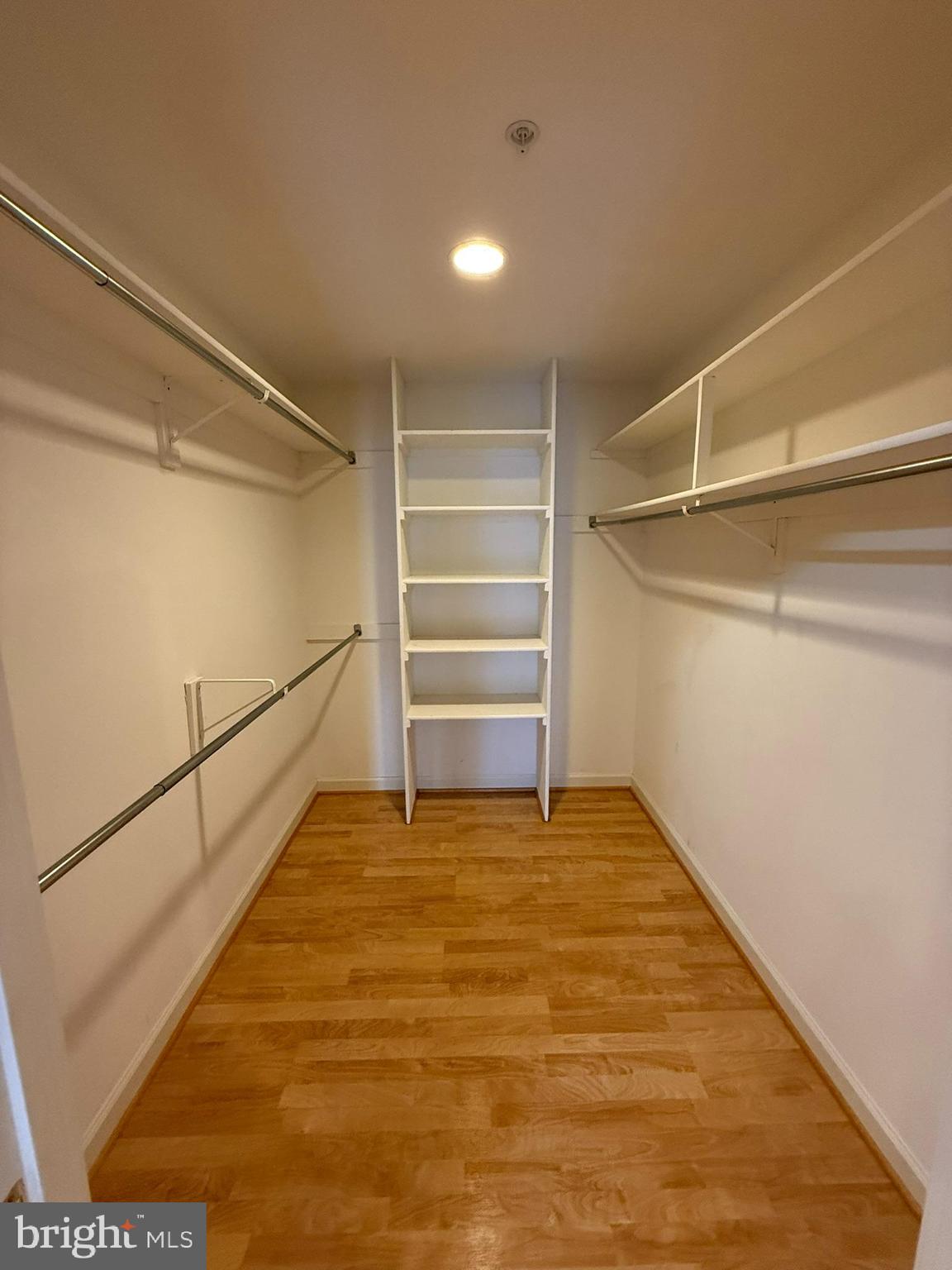 VIRGINIA SQUARE - Residential Lease