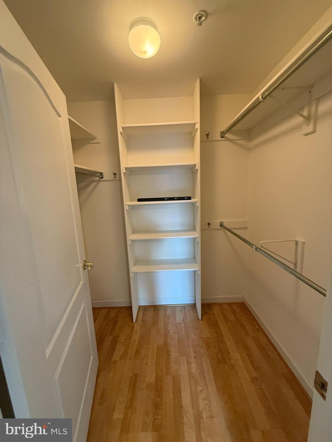 VIRGINIA SQUARE - Residential Lease