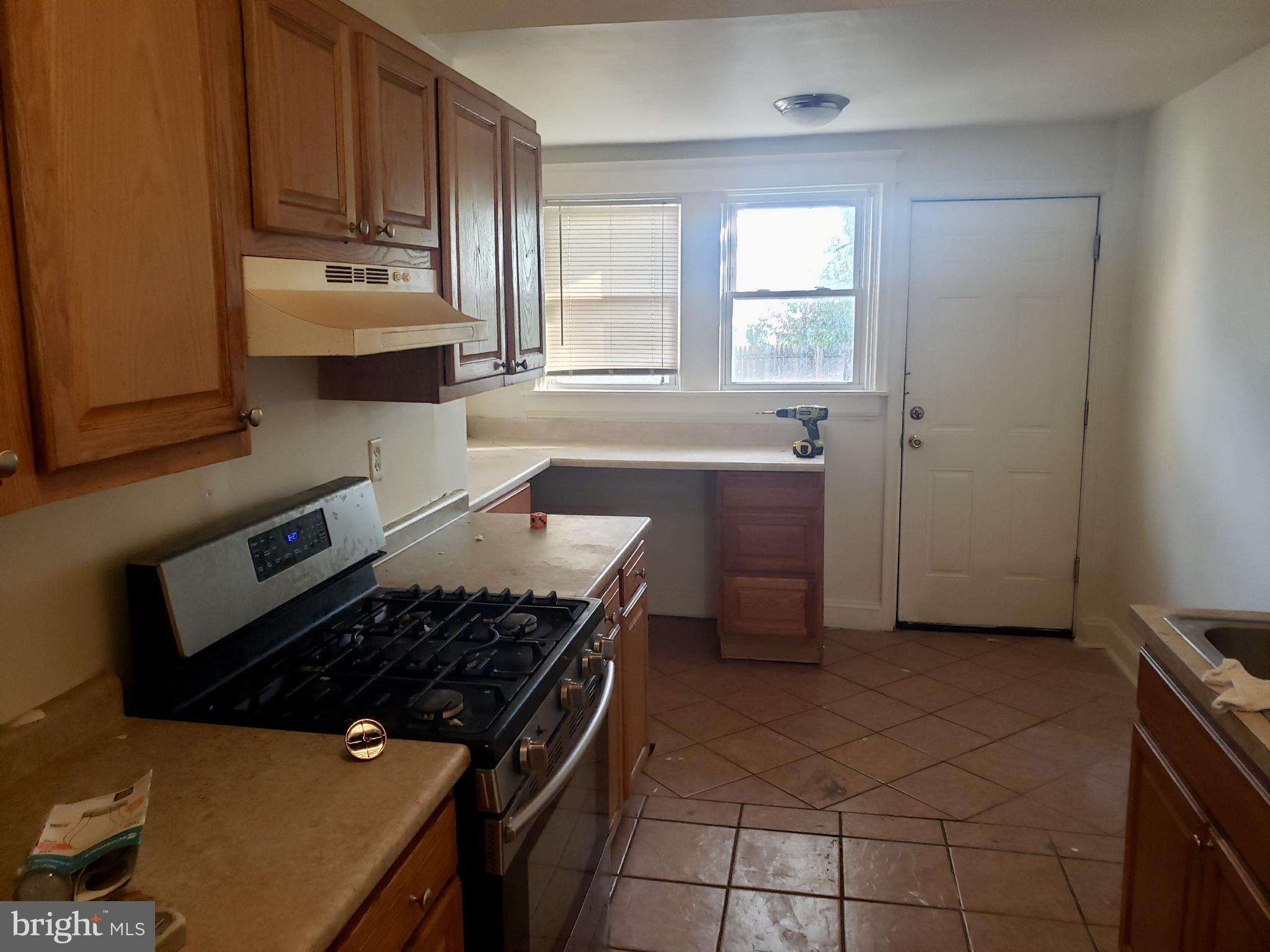 2616 N MARKET STREET