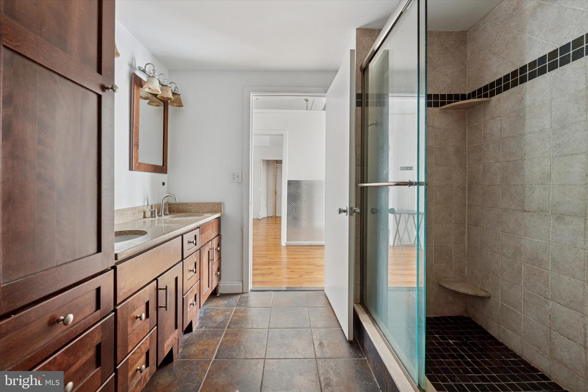 LOFT DISTRICT - Residential