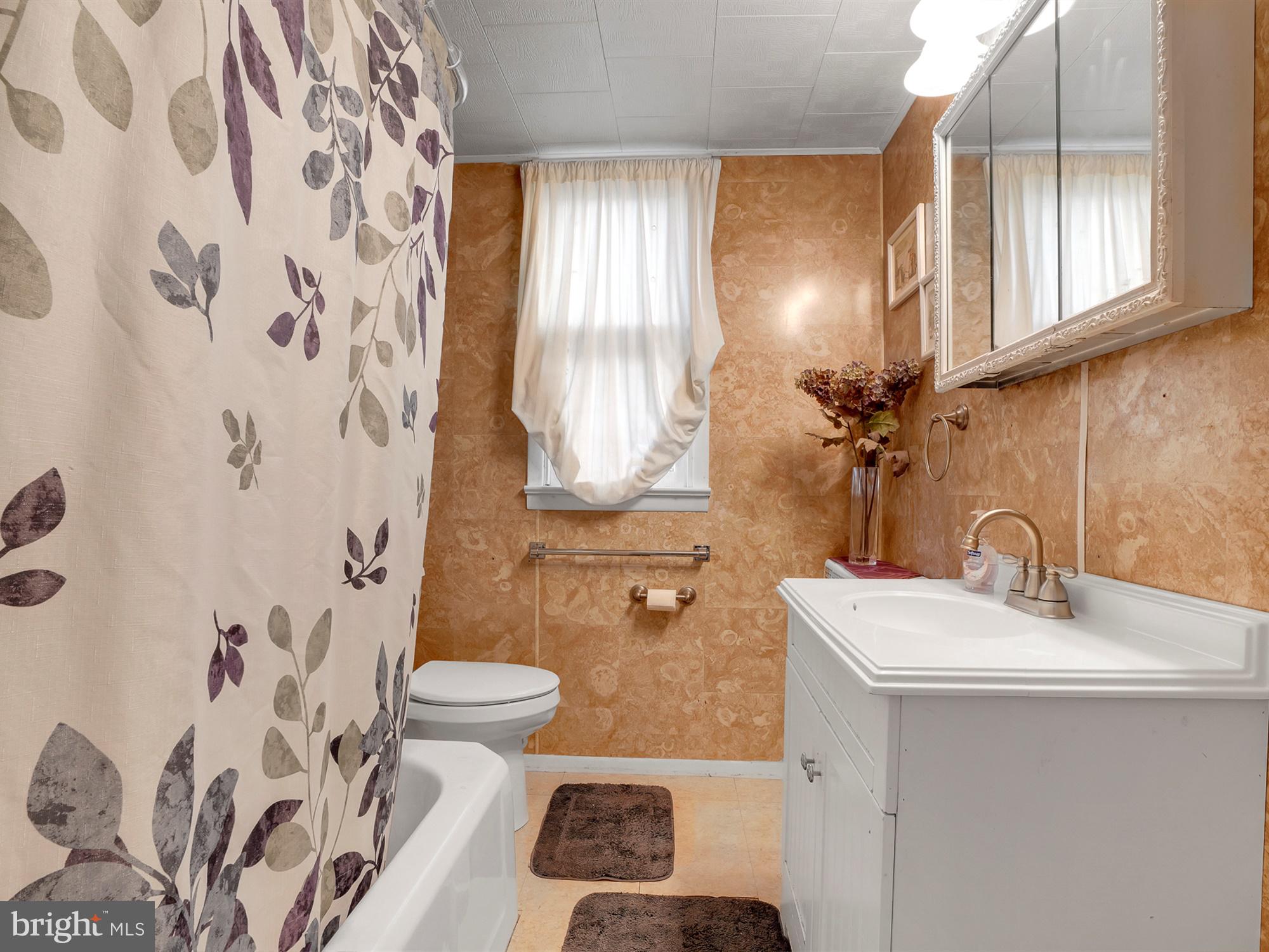 PINE GROVE - Residential