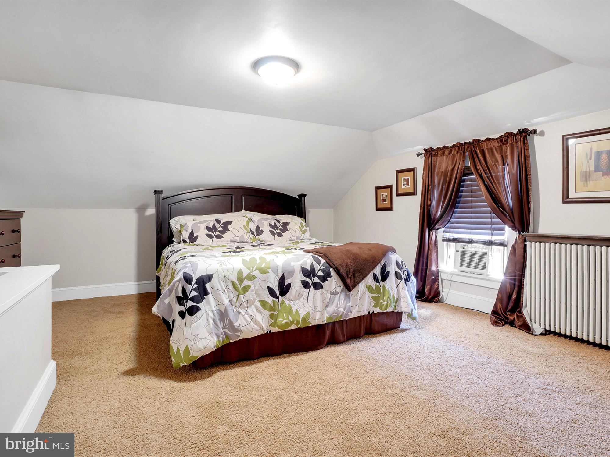 PINE GROVE - Residential