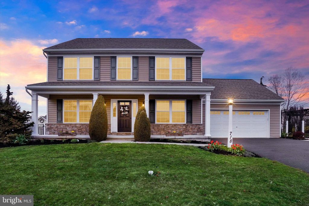 Photo of 718 Arbor Rose Avenue, Mount Joy, PA 17552 (MLS # PALA2048936)