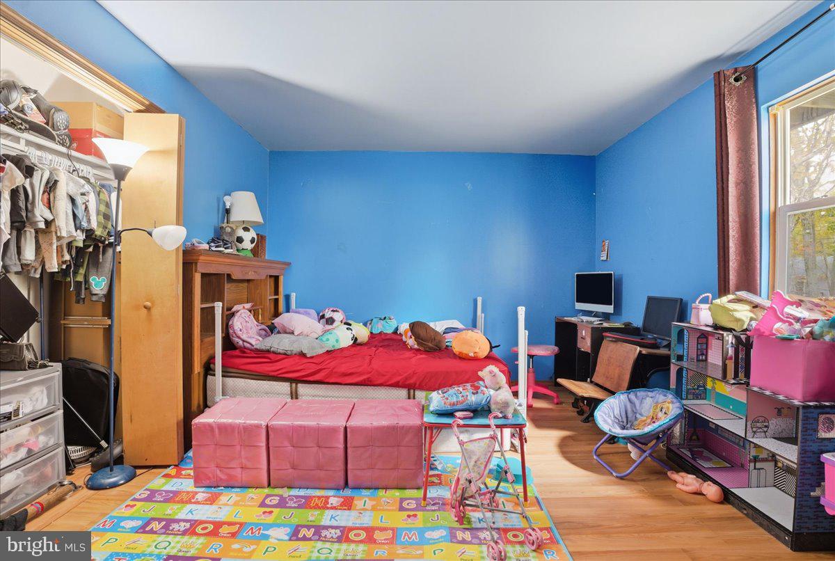 EAST STROUDSBURG - Residential