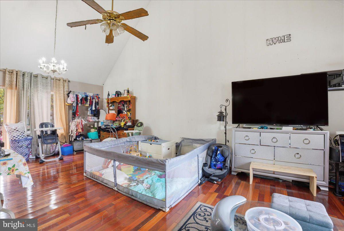 EAST STROUDSBURG - Residential