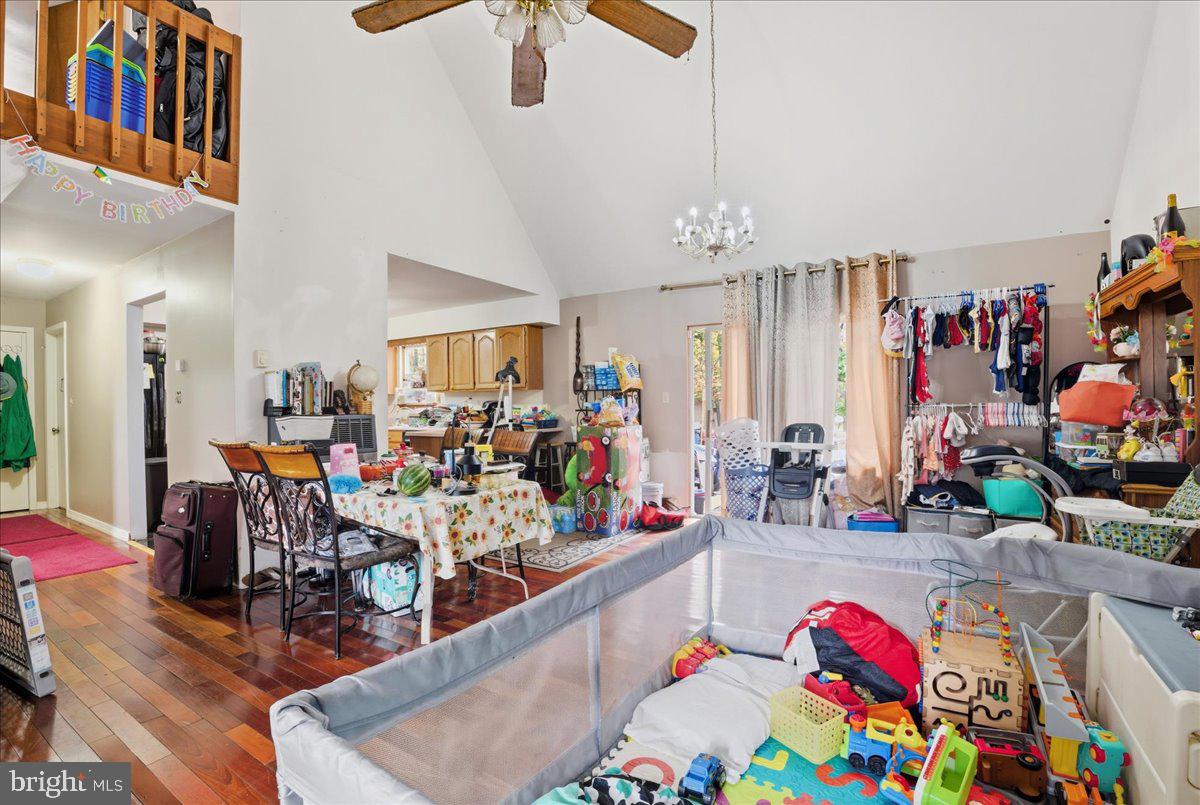 EAST STROUDSBURG - Residential