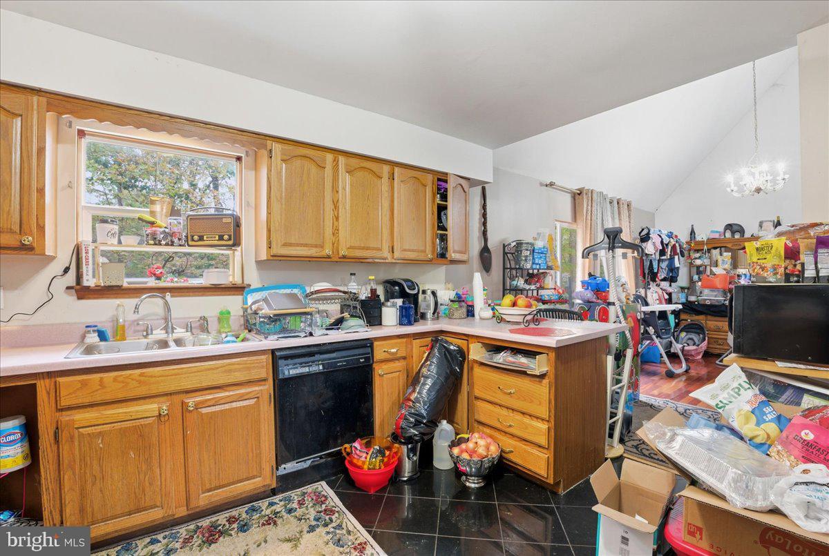 EAST STROUDSBURG - Residential