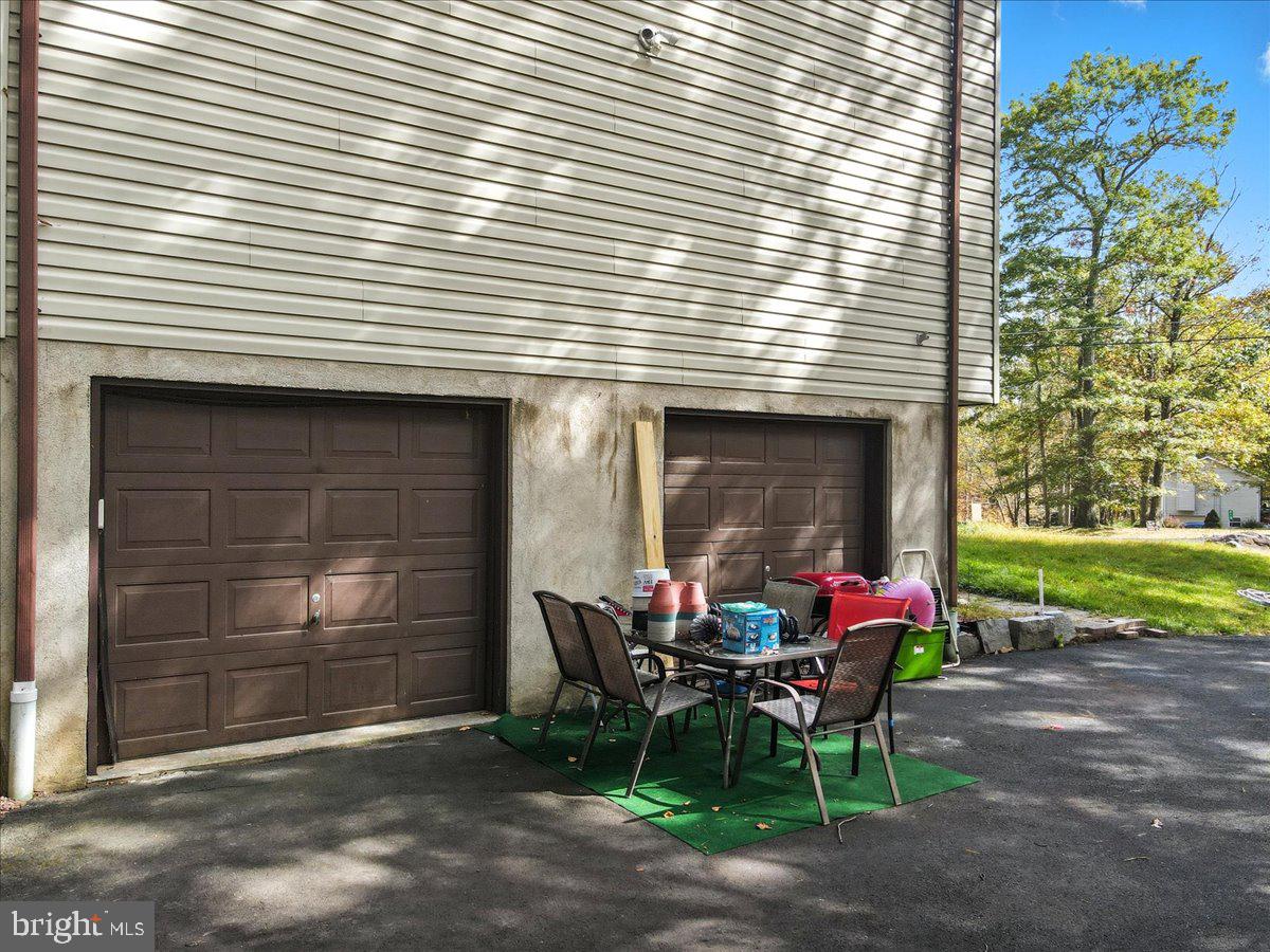 EAST STROUDSBURG - Residential