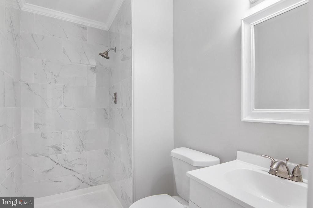 WOODSTREAM VILLAGE - Residential