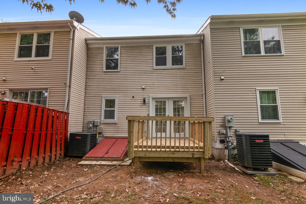 WOODSTREAM VILLAGE - Residential