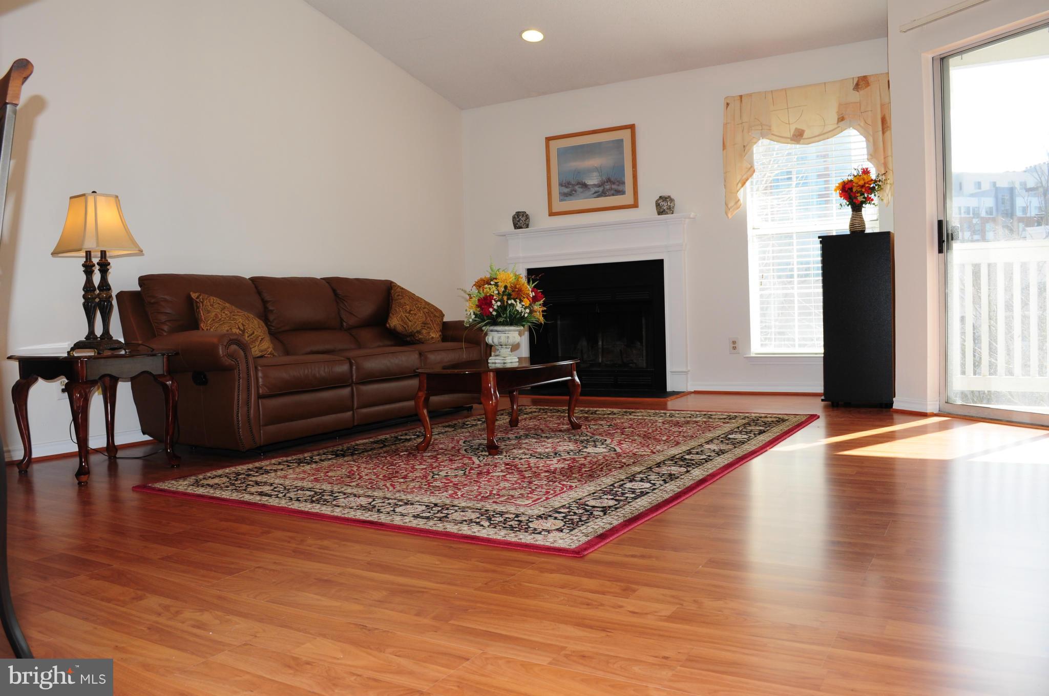 FOUNTAINS AT MCLEAN - Residential Lease